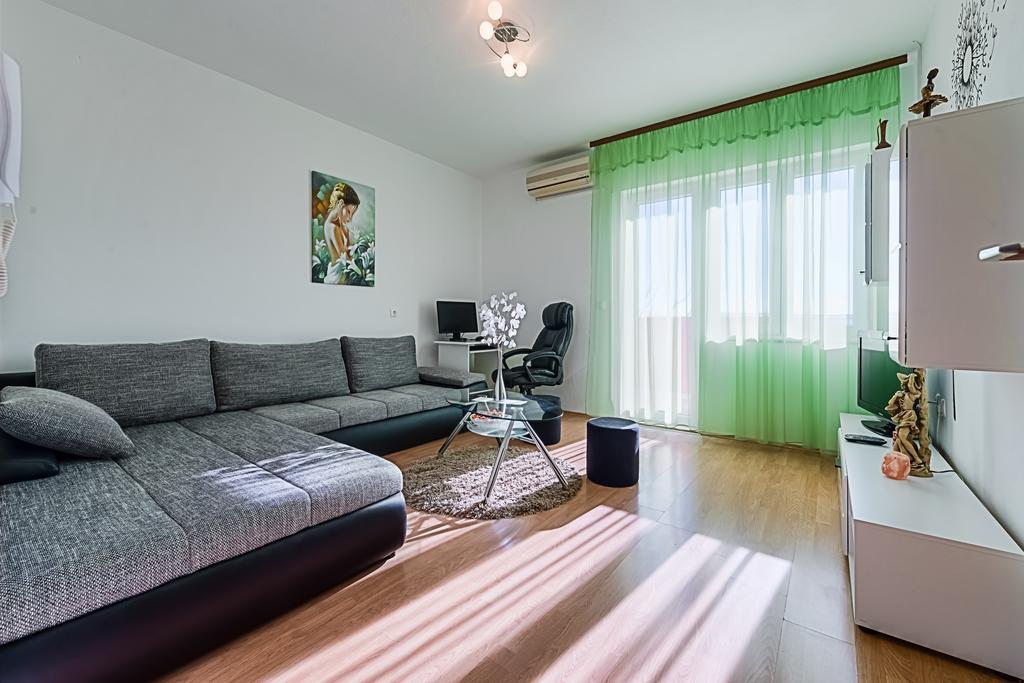 Apartment Marinely Kastela Exterior photo